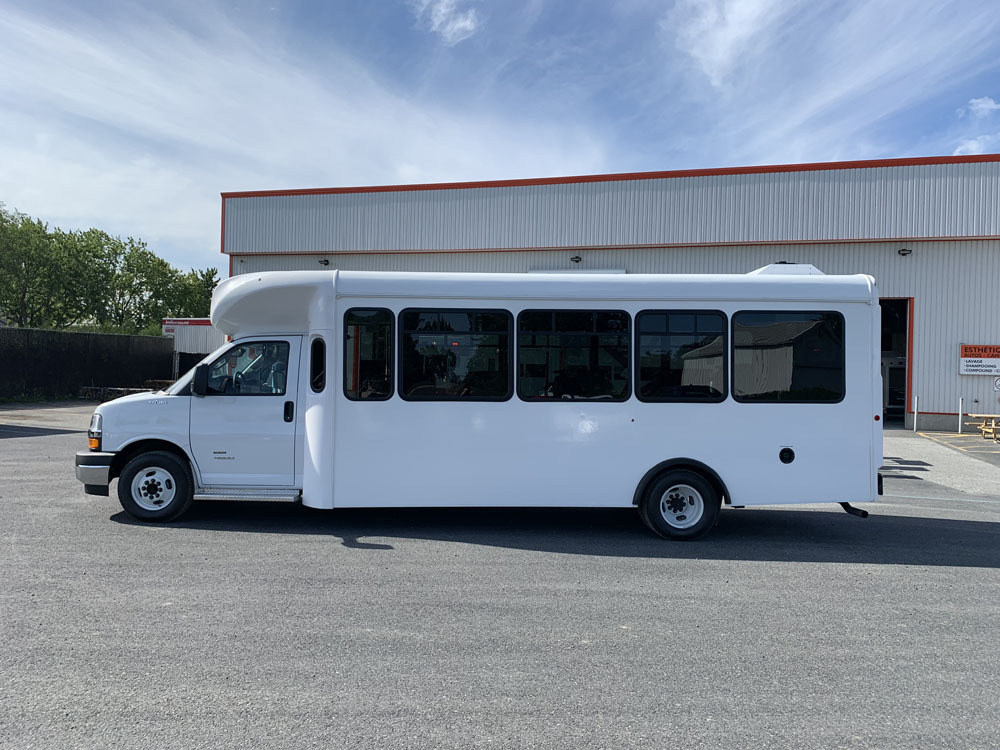 ARBOC Spirit Of Freedom Low-Floor Buses Delivered to Transdev Quebec