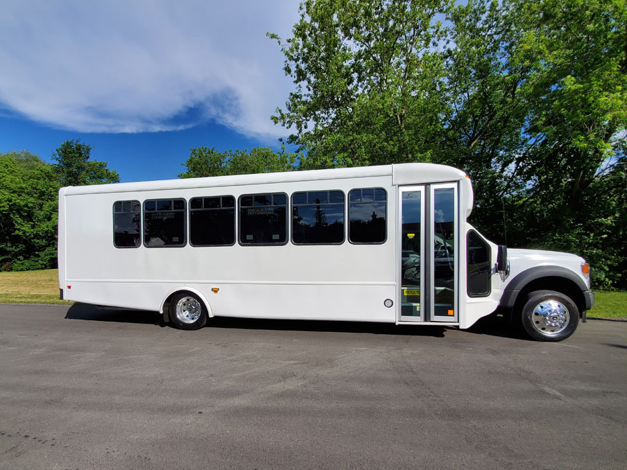 StarTrans-senator-2-hd-28-passenger-new-shuttle-bus-for-sale-B15483-5