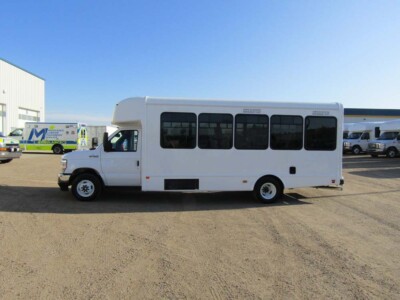 B15890 Metro Ford StarTrans Senator II