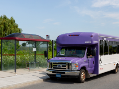 wheelchair bus
